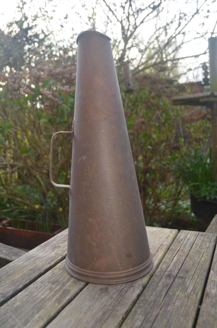 Koperen scheepstoeter / roeptoeter, handig dezer dagen!!