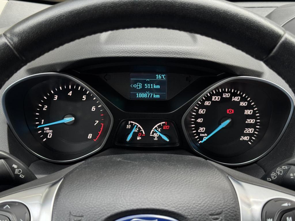 Ford Kuga 1.5 trend nl-auto, 1800kg trekgewicht!