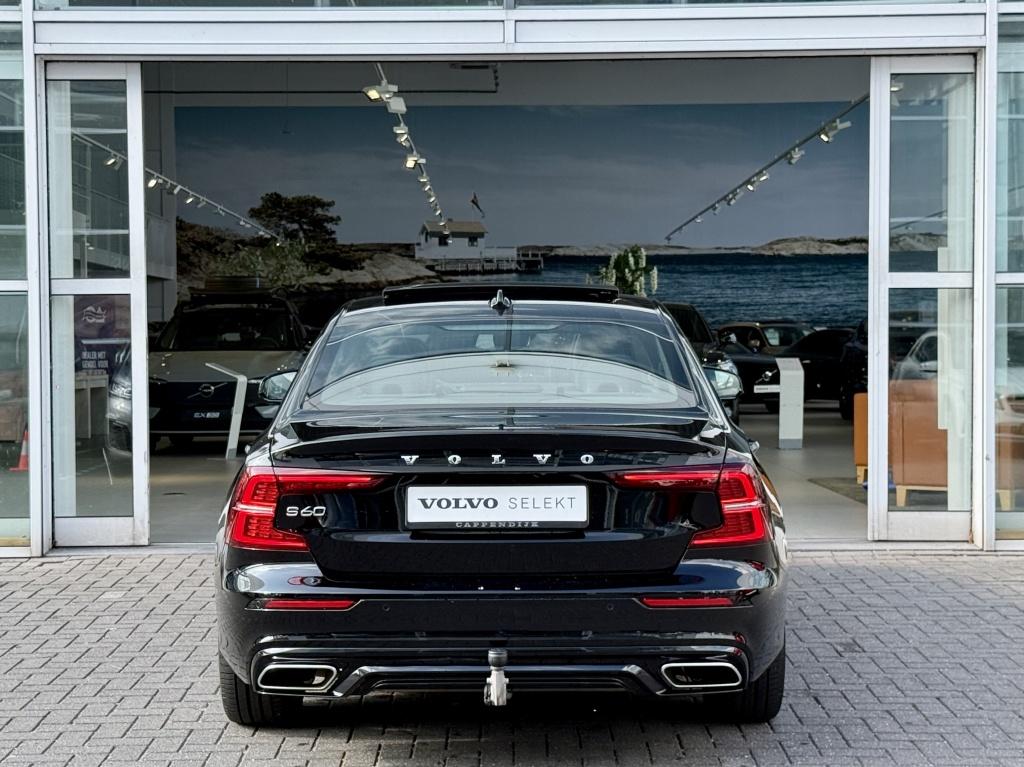 Volvo S60 t8 390pk recharge r-design| panodak| adap.cruise| trekhaak|camer