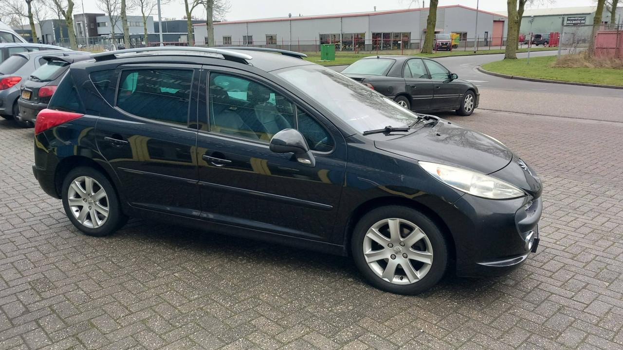 Peugeot 207 1.6 VTI XS SW bj:2008 airco leer apk 2027