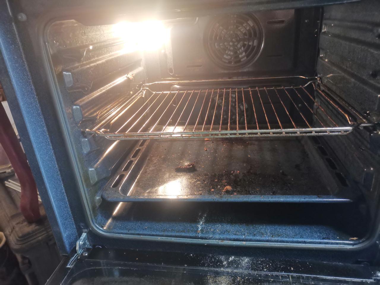 Oven