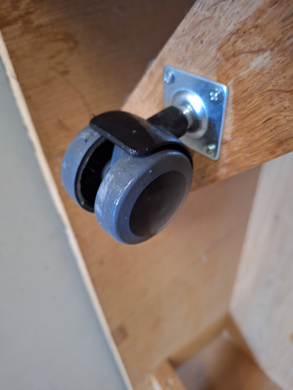 Dressoir eettafel en salontafel