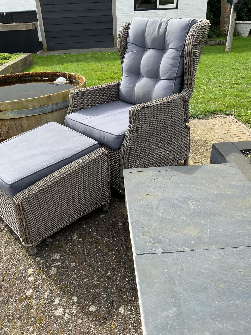 Tuinstoel plus hocker