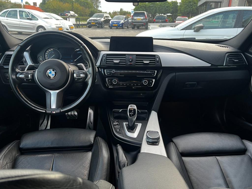 BMW 3-serie touring bmw 320i touring m sport automaat | pano | acc | leder 