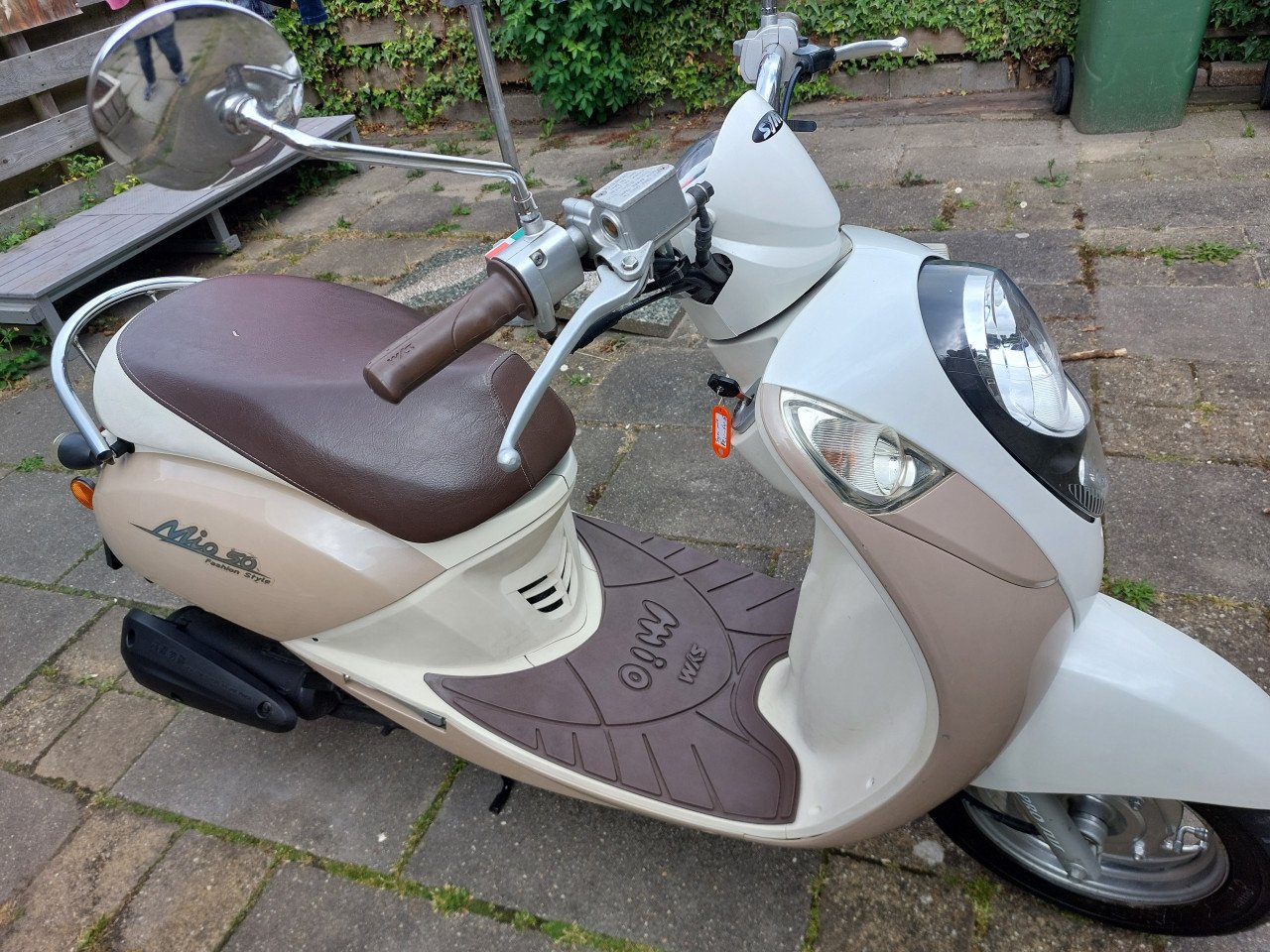 Sym mio 50