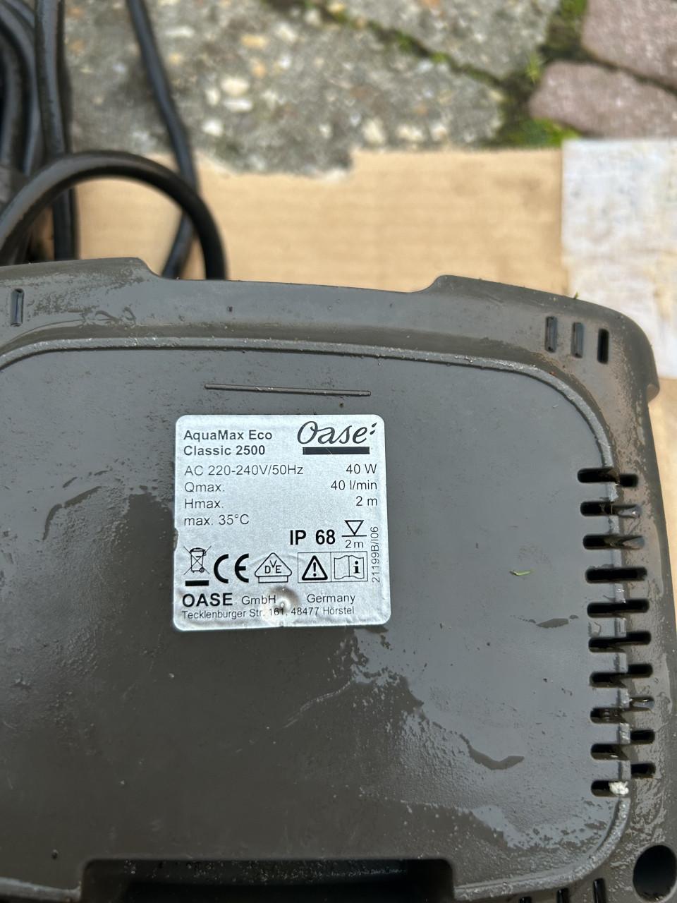 Te koop oase aquamax eco classic2500 Vijverpomp sterke en zuinige pomp