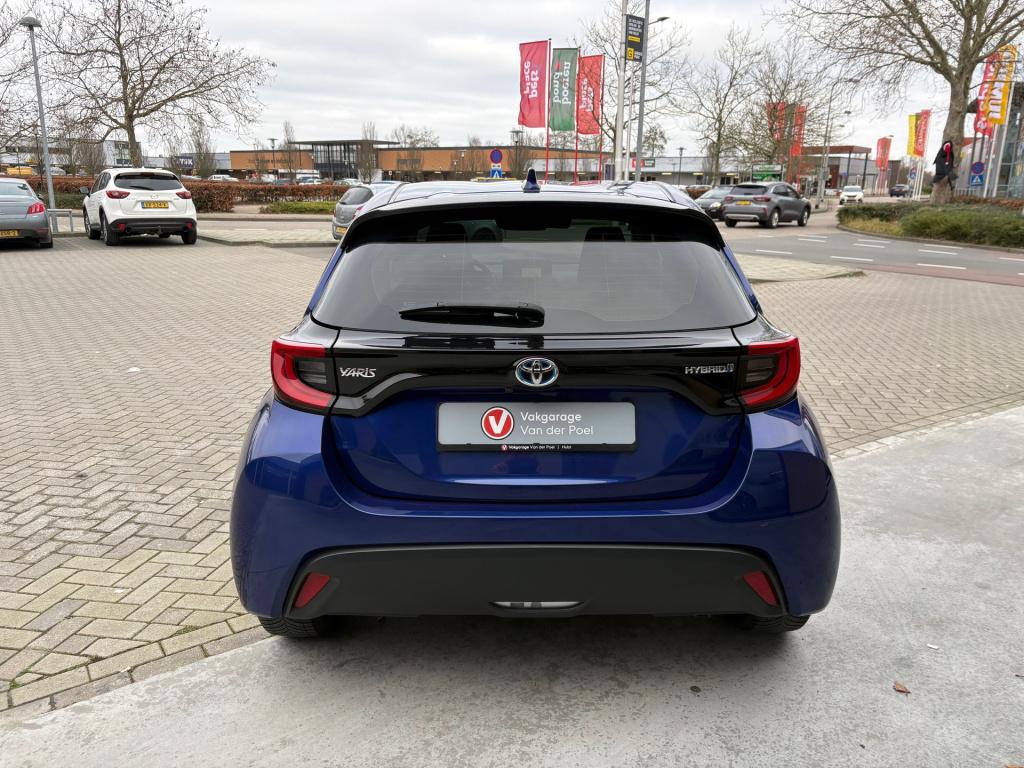 Toyota Yaris 1.5 hybrid dynamic