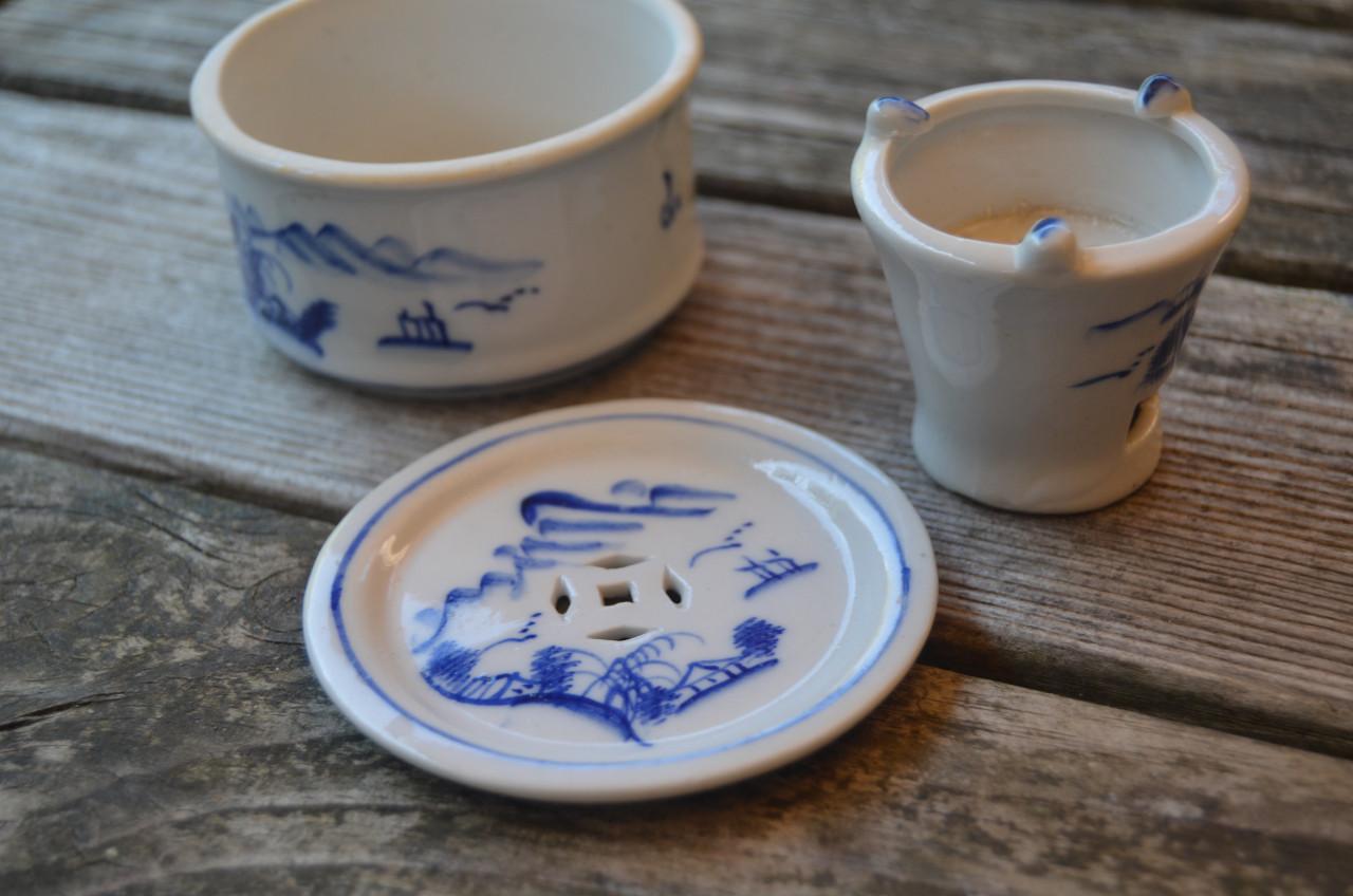 4 Diverse Chinese potjes / bakjes / dingetjes