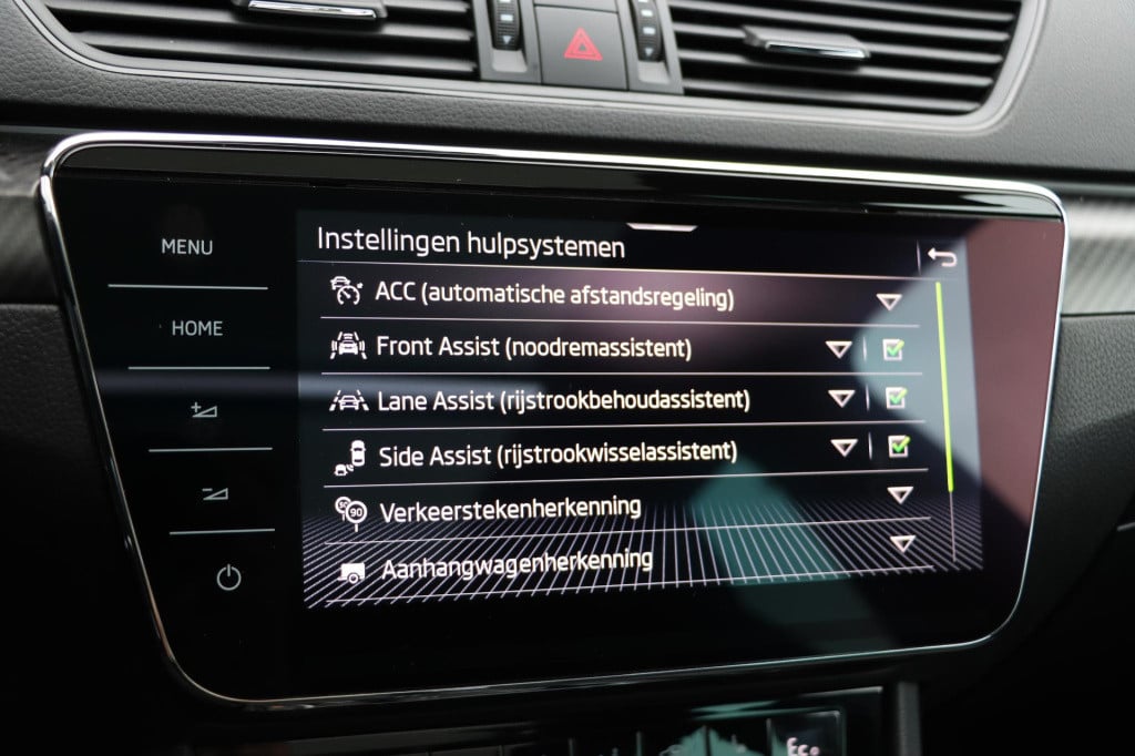 Skoda Superb 1.4 tsi iv sportline business 218pk dsg6