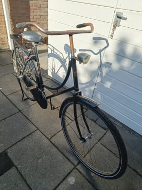 Oude opoe fiets: GRATIS