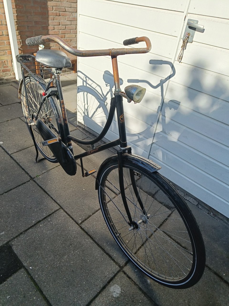 Oude opoe fiets: GRATIS