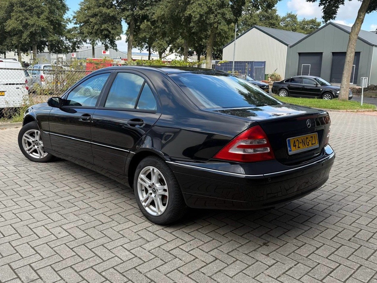 Mercedes-Benz C-Klasse 180K Automaat