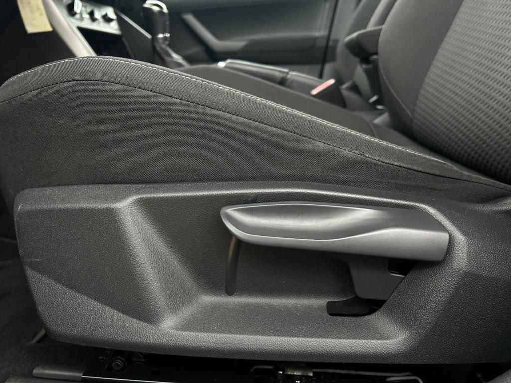 Volkswagen Polo occasion 1.0 mpi trendline | grijs | tweedehands volkswagen