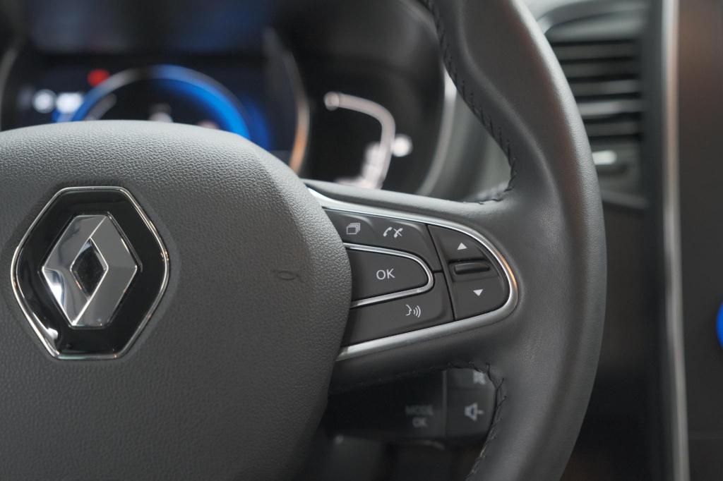 Renault Scenic tce 140 edc limited | camera | stoelverwarming | navigatie |
