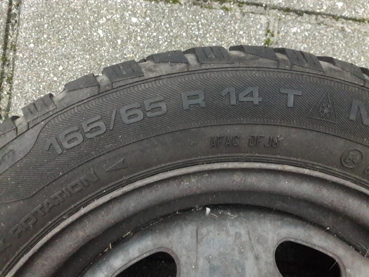 Winterbanden op stalen velg + sneeuwkettingen