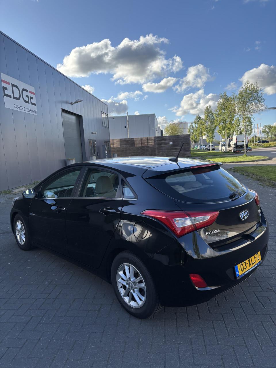 Hyundai i30 1.6 I Cvvt 5DR 2012 Zwart | NAP | NIEUWE APK!