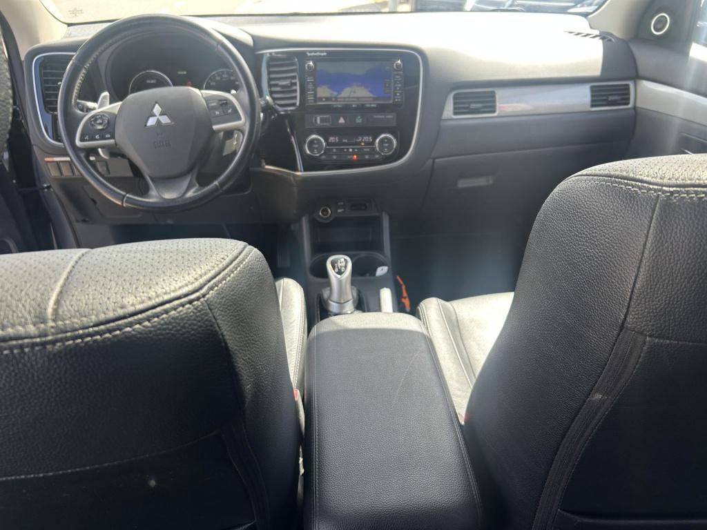 Mitsubishi Outlander 2.0 phev instyle