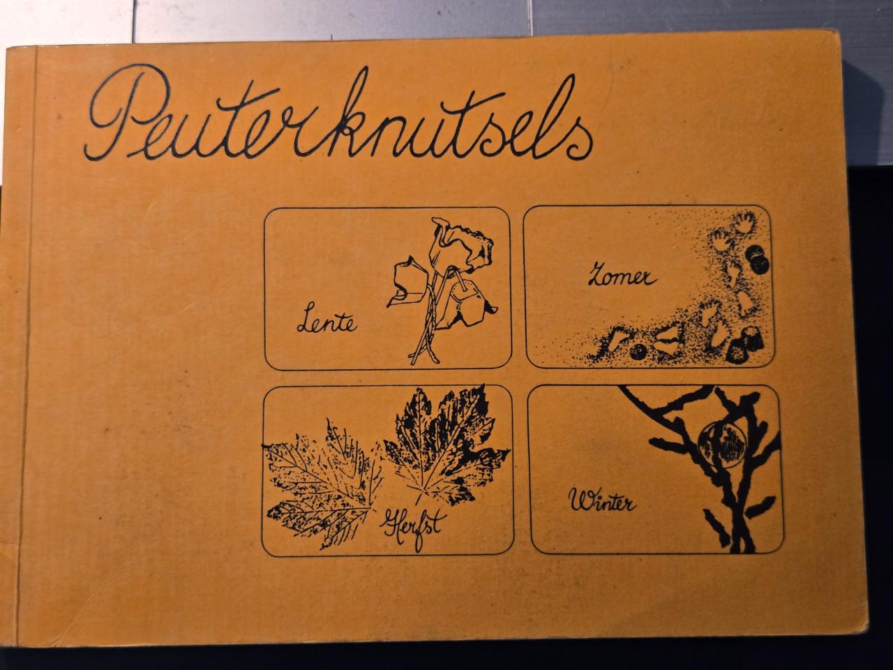 Boek "Peuterknutsels: Lente, Zomer, Herfst, Winter".