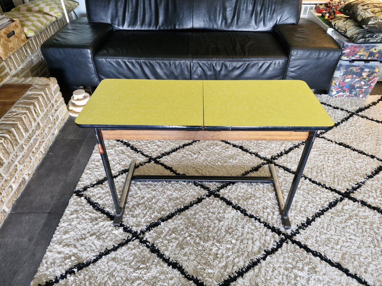 Kinder Bureau / Lessenaar