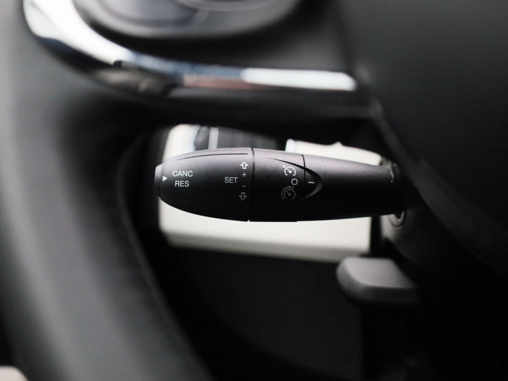 Fiat 500 1.0 hybrid dolcevita | lmv | panorama dak | bluetooth | airco | pa
