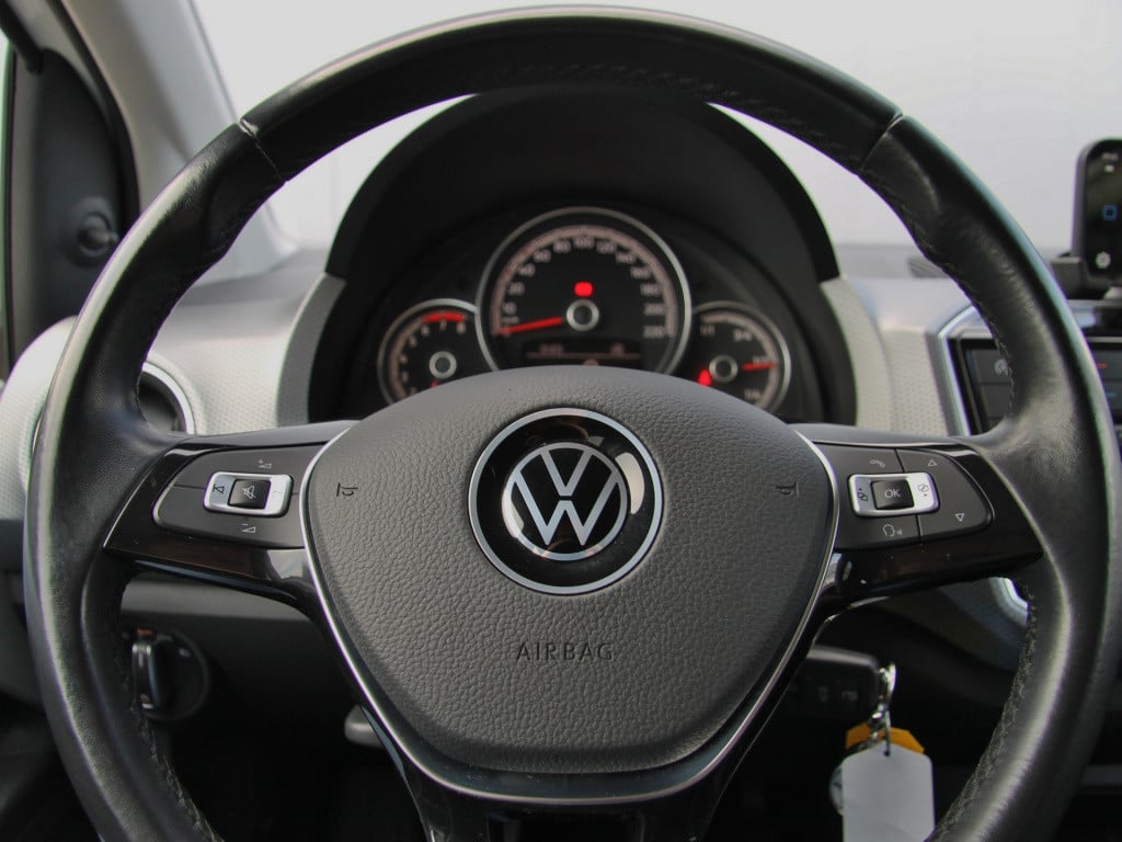 Volkswagen UP! 1.0 active 5drs. | private lease!