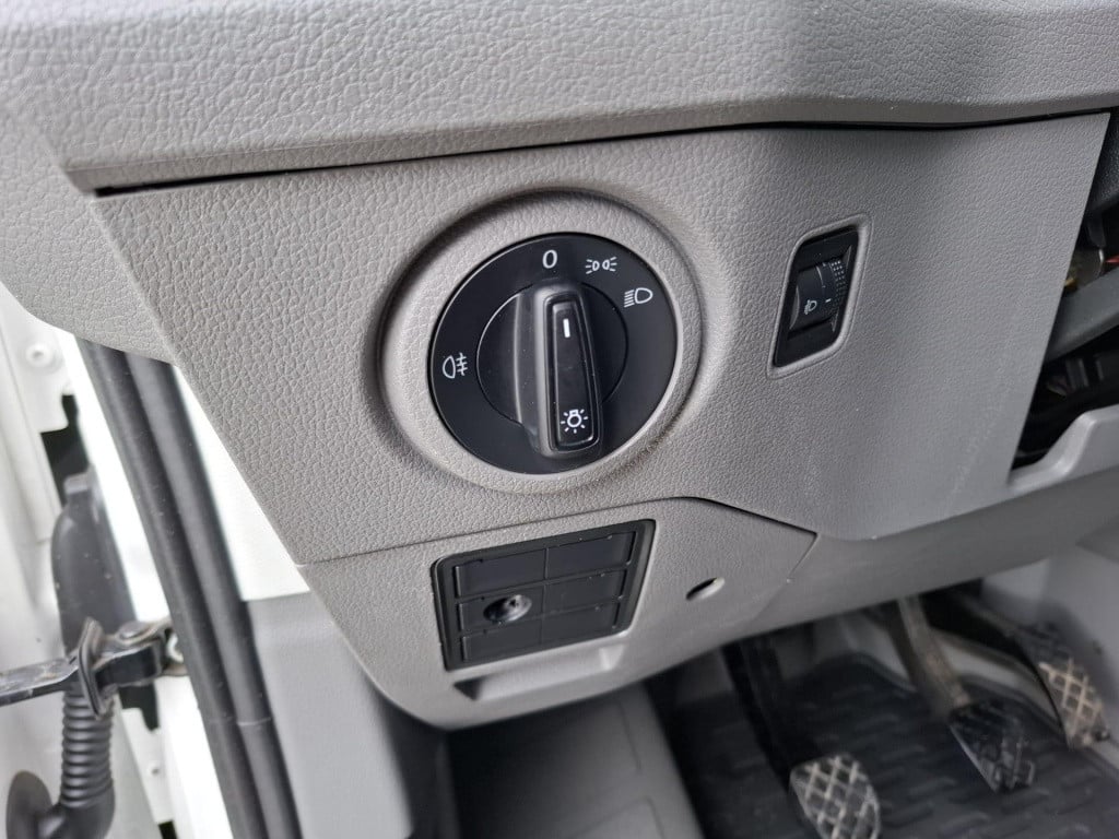 Volkswagen Crafter 35 2.0 tdi l3h3 highline airco / cruise controle / navi 