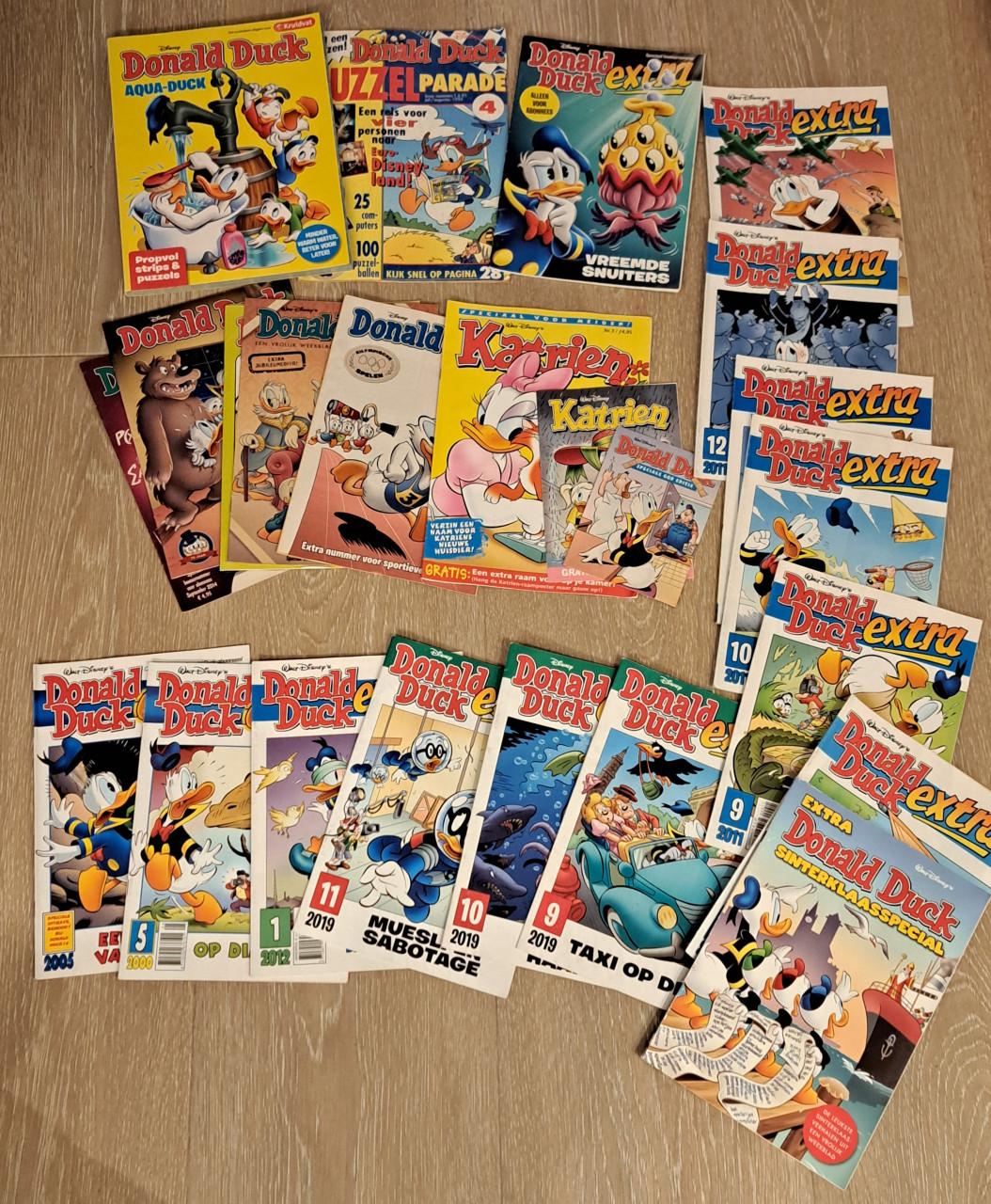 Veel Donald Duck weekbladen,  jaargangen,  pockets en extra's