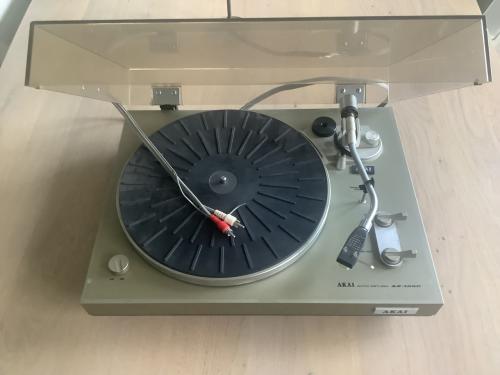 Akai AP-100C Platenspeler