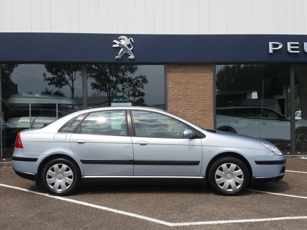 Citroen C5 1.8 16v ligne prestige climate control | parkeersensoren achter 