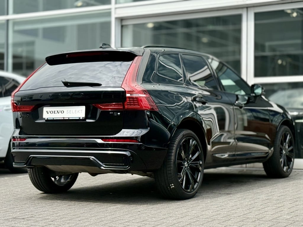 Volvo XC60 t8 455pk recharge ultra black ed| pano| 360 camera| stoel.vent|