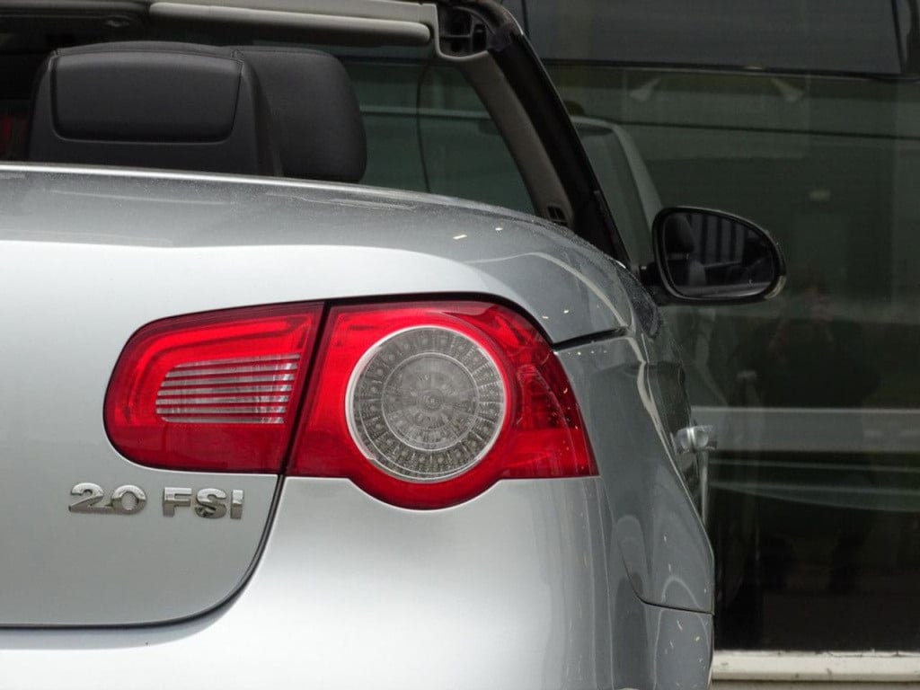 Volkswagen Eos 2.0-16v fsi 150pk | stoelverwarming | leder | navi