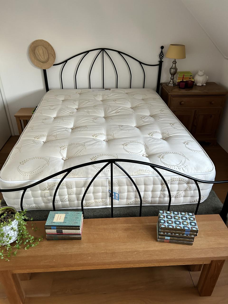 Te koop zgan Engels 1e kwaliteit matras