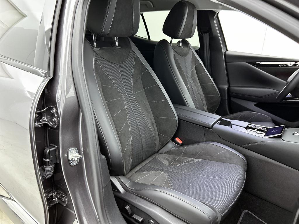 Ds Ds 4 130pk automaat etoile | 180 camera | elektrische stoelverstelling |
