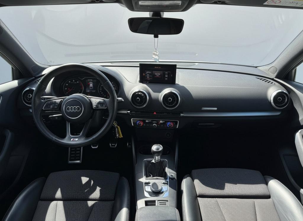 Audi A3 sportback 30 tfsi sport s line edition