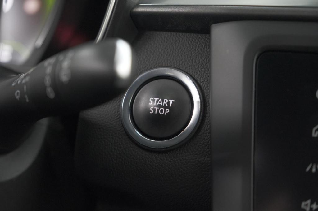 Renault Kadjar tce 160 edc black edition | bose audio | adaptieve cruise co