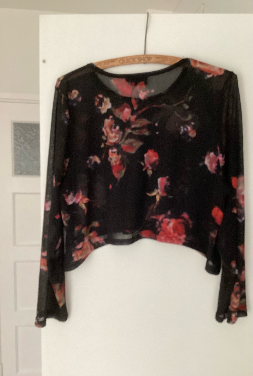Leuke crop top maat L zgan