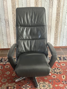 Relaxfauteuil te koop