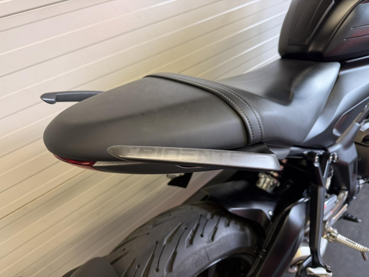 Triumph Trident 660 | 4100 km | 1e eigenaar | Zeer compleet