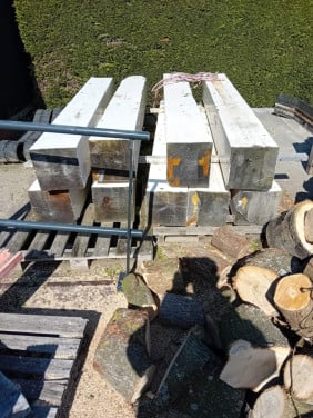 9 stuks Eiken balken ca. 2,8 meter lang