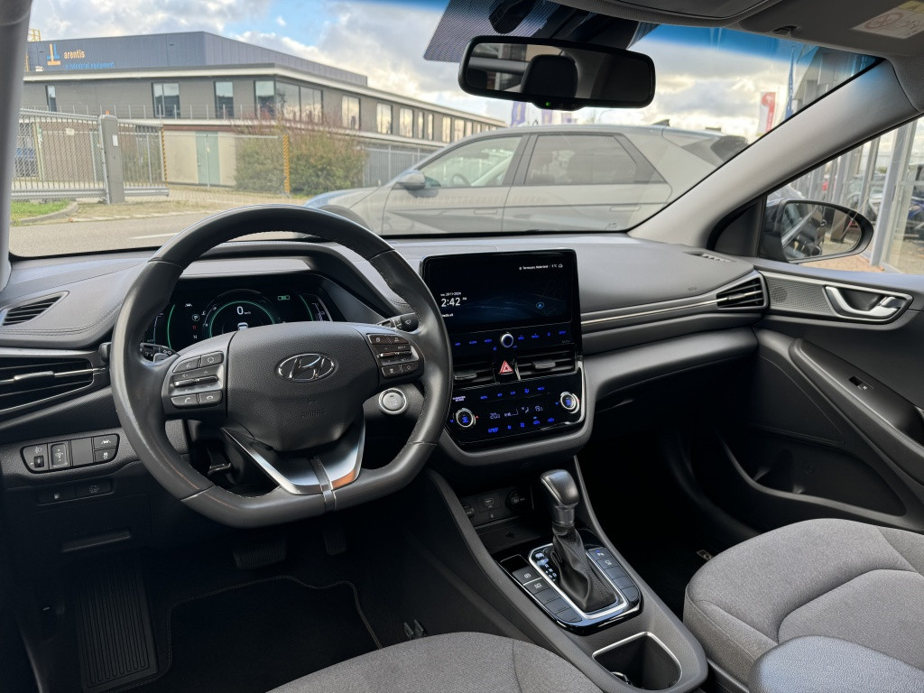Hyundai Ioniq 1.6 gdi comfort plus | navigatie | achteruitrijcamera | cruis