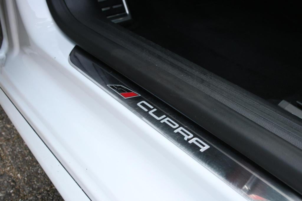 Seat Leon st 2.0 tsi cupra 300