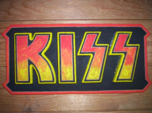 Te koop bord met tekst KISS