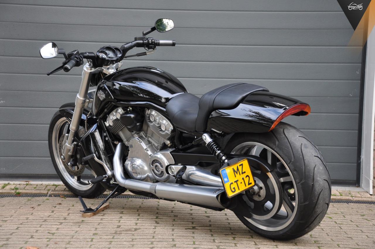 Harley Davidson VRSCF V-ROD MUSCLE 5HD 10800 kilometers!