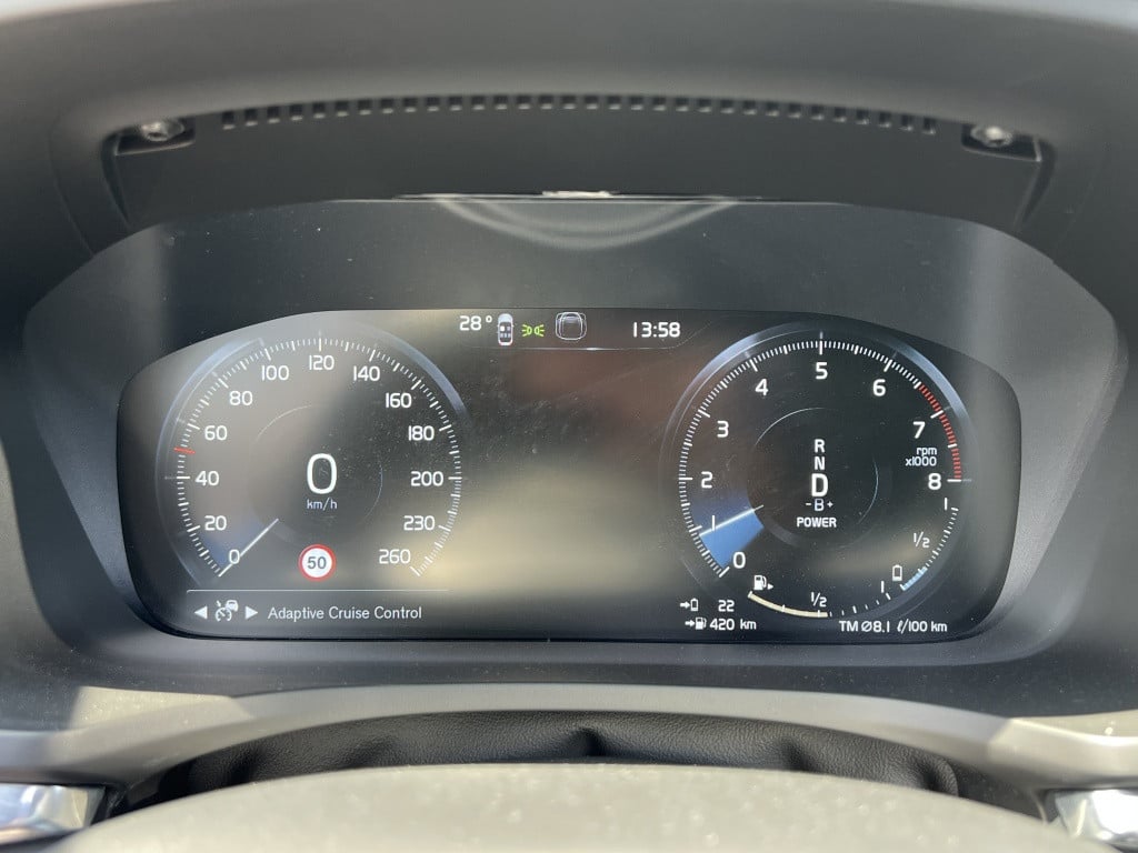 Volvo V60 t6 398pk recharge r-design| panodak| adap.cruise| trekhaak| awd|