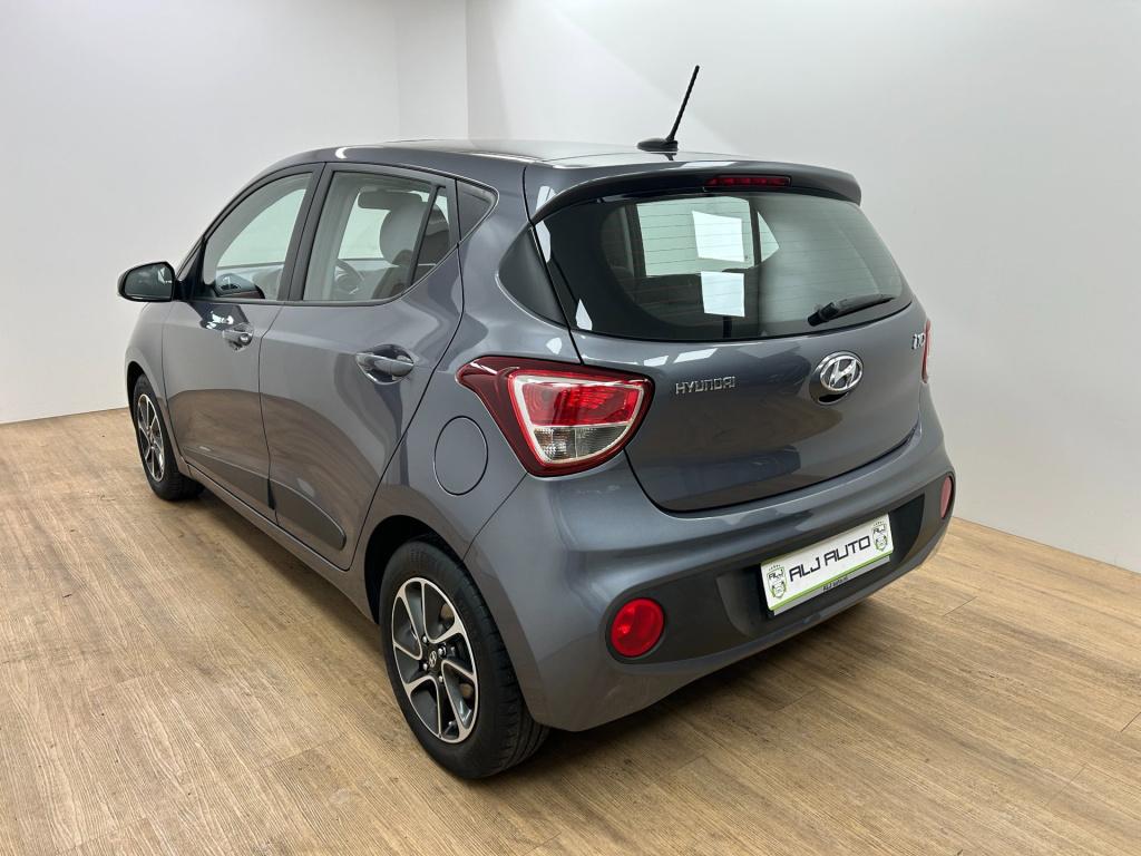 Hyundai I 10 occasion 1.2i | grijs | tweedehands hyundai i10 | airco | pano