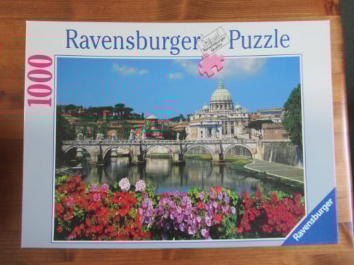 Mooie volledige puzzel van 1000 stukjes, zo goed als nieuw.