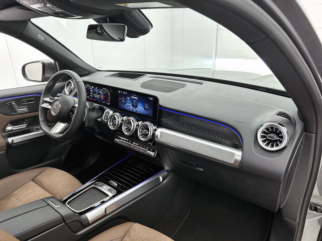 Mercedes-Benz Glb 200 business solution amg 7p. | premium plus | winterpakk