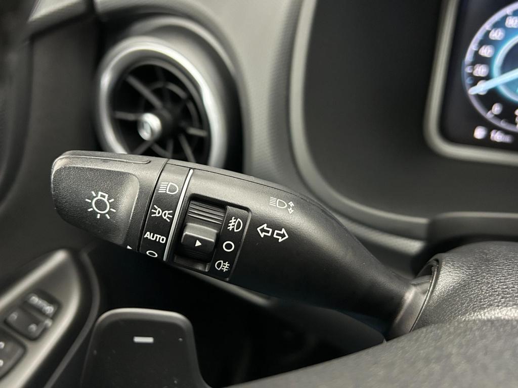 Hyundai Kona occasion 1.6 gdi hev fashion | rood | tweedehands hyundai kona