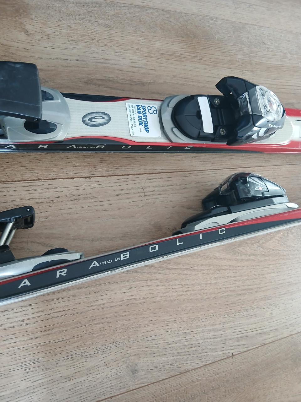 Ski's Elan integra X50 1.68m