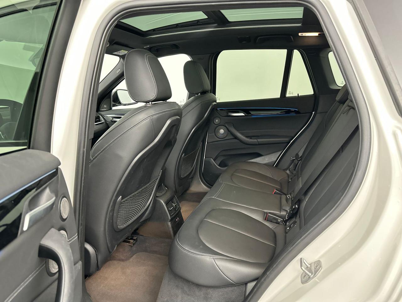 BMW X1 xDrive25e High Executive | M Sport | Head Up | Panorama | Trekhaak